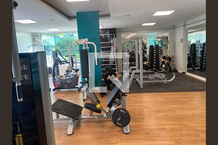 Apartamento à venda com 77m², 2 quartos e 1 vaga Apartamento à venda com 77m², 2 quartos e 1 vagaAcademia