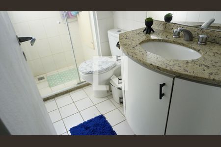 Apartamento à venda com 77m², 2 quartos e 1 vagaBanheiro