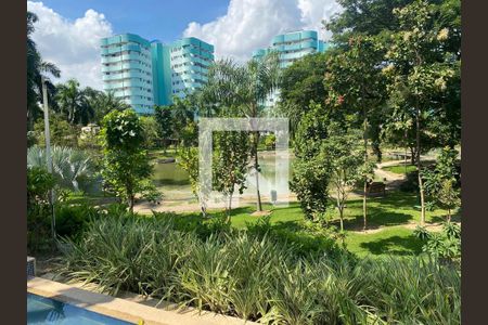 Apartamento à venda com 77m², 2 quartos e 1 vaga Apartamento à venda com 77m², 2 quartos e 1 vagaLago / Bosque