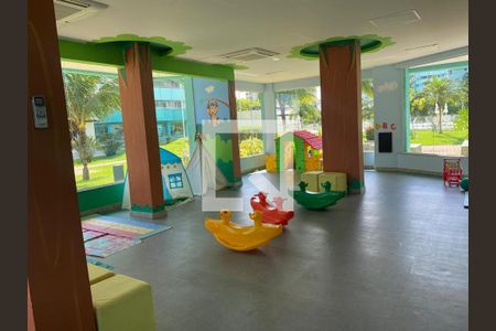 Apartamento à venda com 77m², 2 quartos e 1 vaga Apartamento à venda com 77m², 2 quartos e 1 vagaÁrea comum - Playground