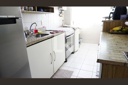 Apartamento à venda com 77m², 2 quartos e 1 vagaCozinha