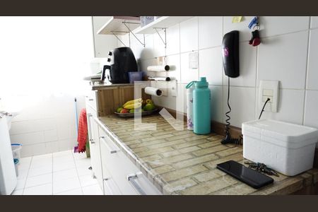 Apartamento à venda com 77m², 2 quartos e 1 vagaCozinha
