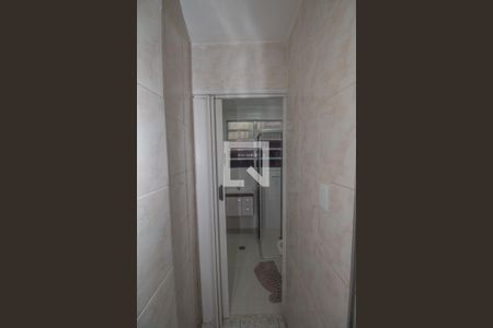 Apartamento à venda com 52m², 2 quartos e sem vaga Apartamento à venda com 52m², 2 quartos e sem vagaBanheiro