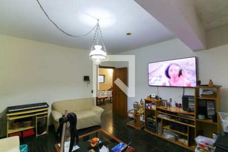 Casa à venda com 400m², 4 quartos e 4 vagas Casa à venda com 400m², 4 quartos e 4 vagasSala 1