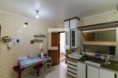 Casa à venda com 400m², 4 quartos e 4 vagas Casa à venda com 400m², 4 quartos e 4 vagasCozinha