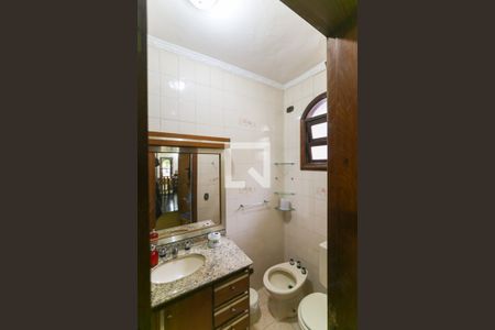 Casa à venda com 400m², 4 quartos e 4 vagas Casa à venda com 400m², 4 quartos e 4 vagasBanheiro do Quarto 4