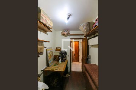 Casa à venda com 400m², 4 quartos e 4 vagas Casa à venda com 400m², 4 quartos e 4 vagasQuarto de Serviço