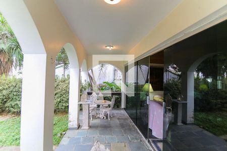 Varanda da Sala de casa à venda com 4 quartos, 400m² em Jardim Leonor, São Paulo