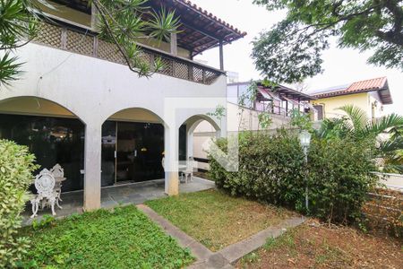 Varanda da Sala de casa à venda com 4 quartos, 400m² em Jardim Leonor, São Paulo
