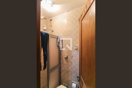 Casa à venda com 400m², 4 quartos e 4 vagas Casa à venda com 400m², 4 quartos e 4 vagasBanheiro de serviço