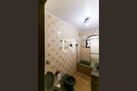 Casa à venda com 400m², 4 quartos e 4 vagas Casa à venda com 400m², 4 quartos e 4 vagasBanheiro Social