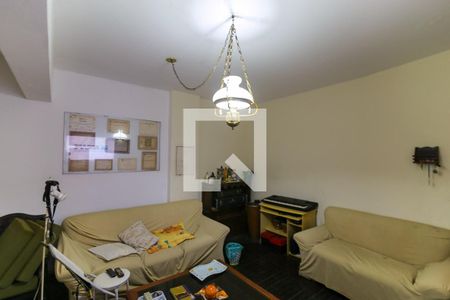 Casa à venda com 400m², 4 quartos e 4 vagas Casa à venda com 400m², 4 quartos e 4 vagasSala 1