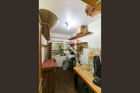 Casa à venda com 400m², 4 quartos e 4 vagas Casa à venda com 400m², 4 quartos e 4 vagasQuarto de Serviço