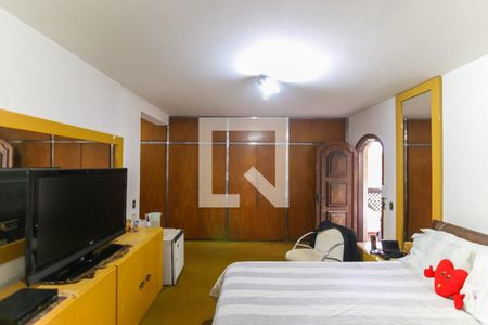 Casa à venda com 400m², 4 quartos e 4 vagas Casa à venda com 400m², 4 quartos e 4 vagasQuarto 1