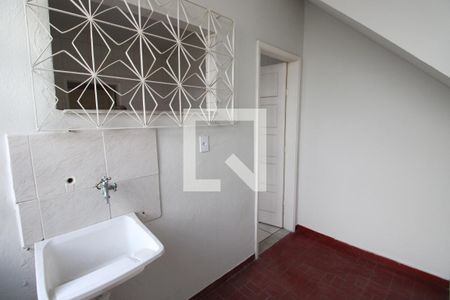 Casa para alugar com 100m², 2 quartos e sem vagaÁrea de Serviço