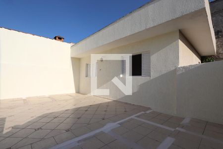 Casa à venda com 100m², 2 quartos e 2 vagasVaranda