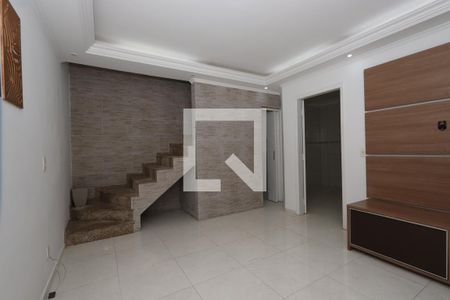 Sala de casa à venda com 2 quartos, 100m² em Vila Olinda, São Paulo