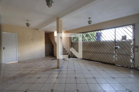 Casa à venda com 100m², 2 quartos e 2 vagasGaragem