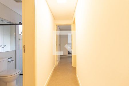 Corredor de apartamento para alugar com 2 quartos, 100m² em Campina do Siqueira, Curitiba