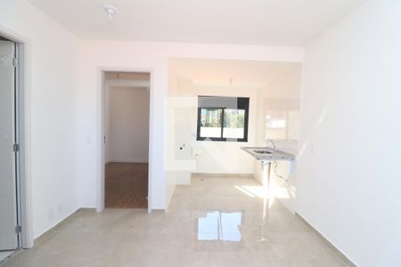 Sala de TV de apartamento para alugar com 2 quartos, 40m² em Penha de França, São Paulo