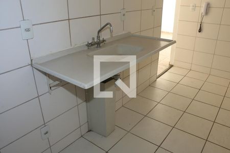 Cozinha de apartamento para alugar com 2 quartos, 45m² em Jardim Jasmim, Nova Iguaçu