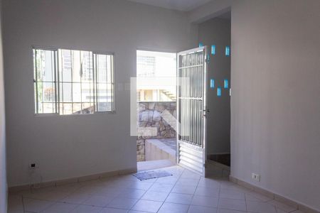 Sala de casa para alugar com 2 quartos, 90m² em Vila Comercial, São Paulo