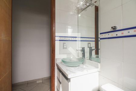 Apartamento à venda com 58m², 2 quartos e 1 vagaBanheiro 