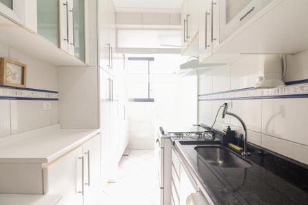 Apartamento à venda com 58m², 2 quartos e 1 vagaCozinha 