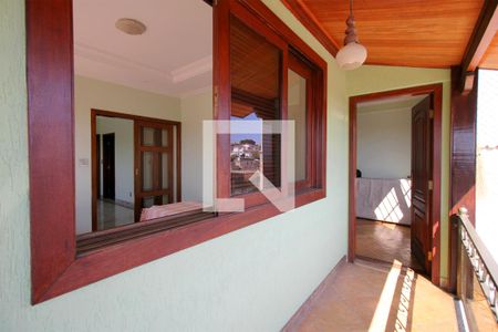 Varanda de casa à venda com 4 quartos, 261m² em Concórdia, Belo Horizonte