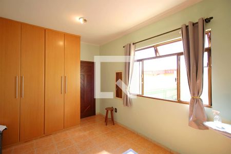 Casa à venda com 261m², 4 quartos e 2 vagasQuarto 4 - Externo