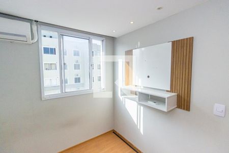 Quarto 1 de apartamento para alugar com 2 quartos, 55m² em Colégio, Rio de Janeiro