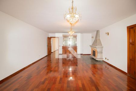 Sala de casa para alugar com 5 quartos, 400m² em Tucuruvi, São Paulo