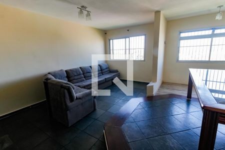 Sala de apartamento para alugar com 4 quartos, 113m² em Chácara Agrindus, Taboão da Serra
