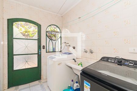 Casa à venda com 250m², 5 quartos e 5 vagasÁrea de Serviço