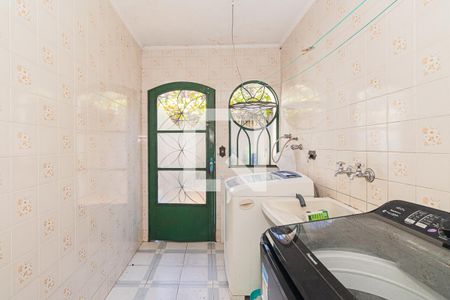 Casa à venda com 250m², 5 quartos e 5 vagasÁrea de Serviço