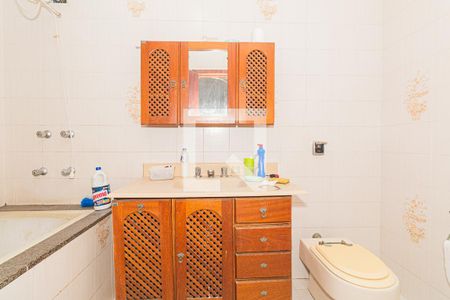 Casa à venda com 250m², 5 quartos e 5 vagasBanheiro