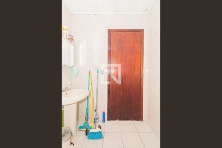 Casa à venda com 250m², 5 quartos e 5 vagasBanheiro 2