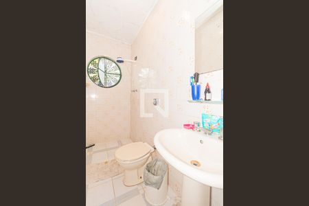 Casa à venda com 250m², 5 quartos e 5 vagasBanheiro 3