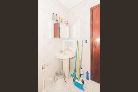 Casa à venda com 250m², 5 quartos e 5 vagasBanheiro 2