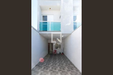 Casa à venda com 67m², 3 quartos e 2 vagasGaragem