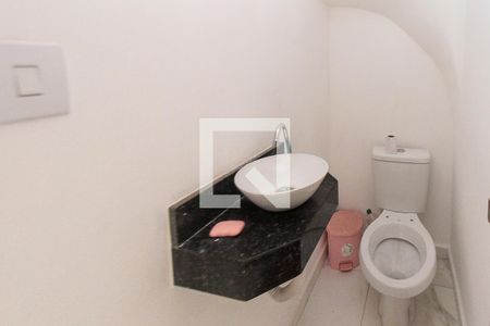 Casa à venda com 67m², 3 quartos e 2 vagasLavaderia