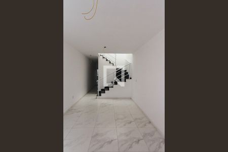 Sala de casa à venda com 3 quartos, 67m² em Vila Virginia, São Paulo