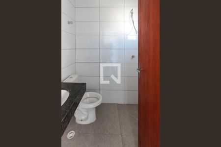 Casa à venda com 67m², 3 quartos e 2 vagasBanheiro da Suite