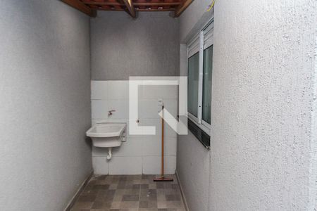 Casa à venda com 67m², 3 quartos e 2 vagasÁrea de Serviço