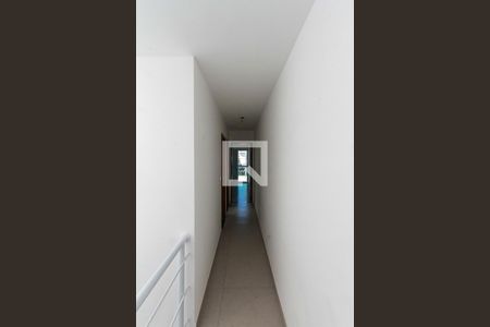 Corredor de casa à venda com 3 quartos, 67m² em Vila Virginia, São Paulo