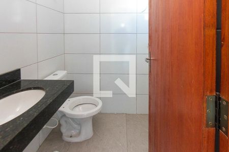 Casa à venda com 67m², 3 quartos e 2 vagasBanheiro da Suite
