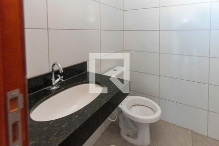 Casa à venda com 67m², 3 quartos e 2 vagasBanheiro da Suite