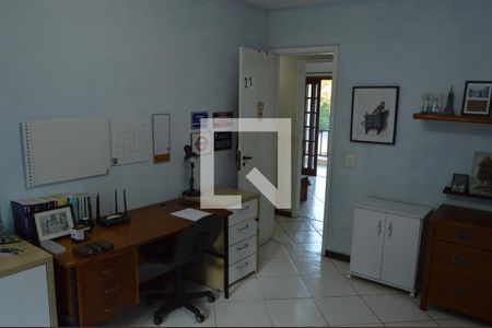 Casa de condomínio à venda com 300m², 4 quartos e 2 vagas Casa de condomínio à venda com 300m², 4 quartos e 2 vagasSuite 2 - Casa 1