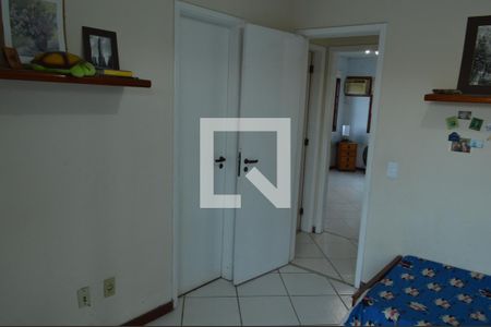 Casa de condomínio à venda com 300m², 4 quartos e 2 vagas Casa de condomínio à venda com 300m², 4 quartos e 2 vagasQuarto 1 - Casa 1