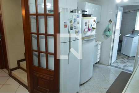 Casa de condomínio à venda com 300m², 4 quartos e 2 vagas Casa de condomínio à venda com 300m², 4 quartos e 2 vagasCozinha- Casa 1